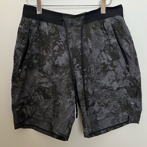 Lululemon Men’s License to Train Linerless Short 7”